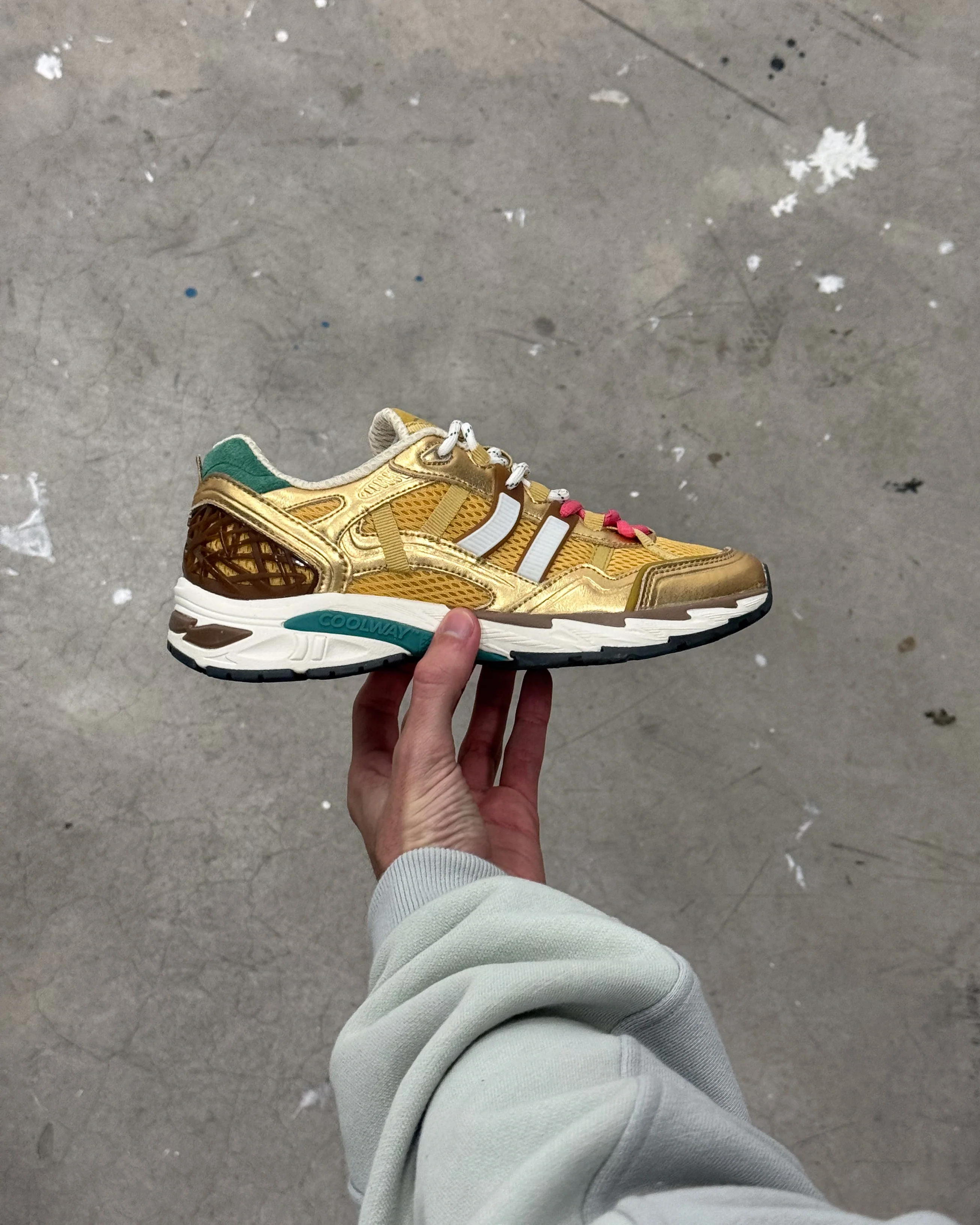 2003 Golden Flame - Image 3