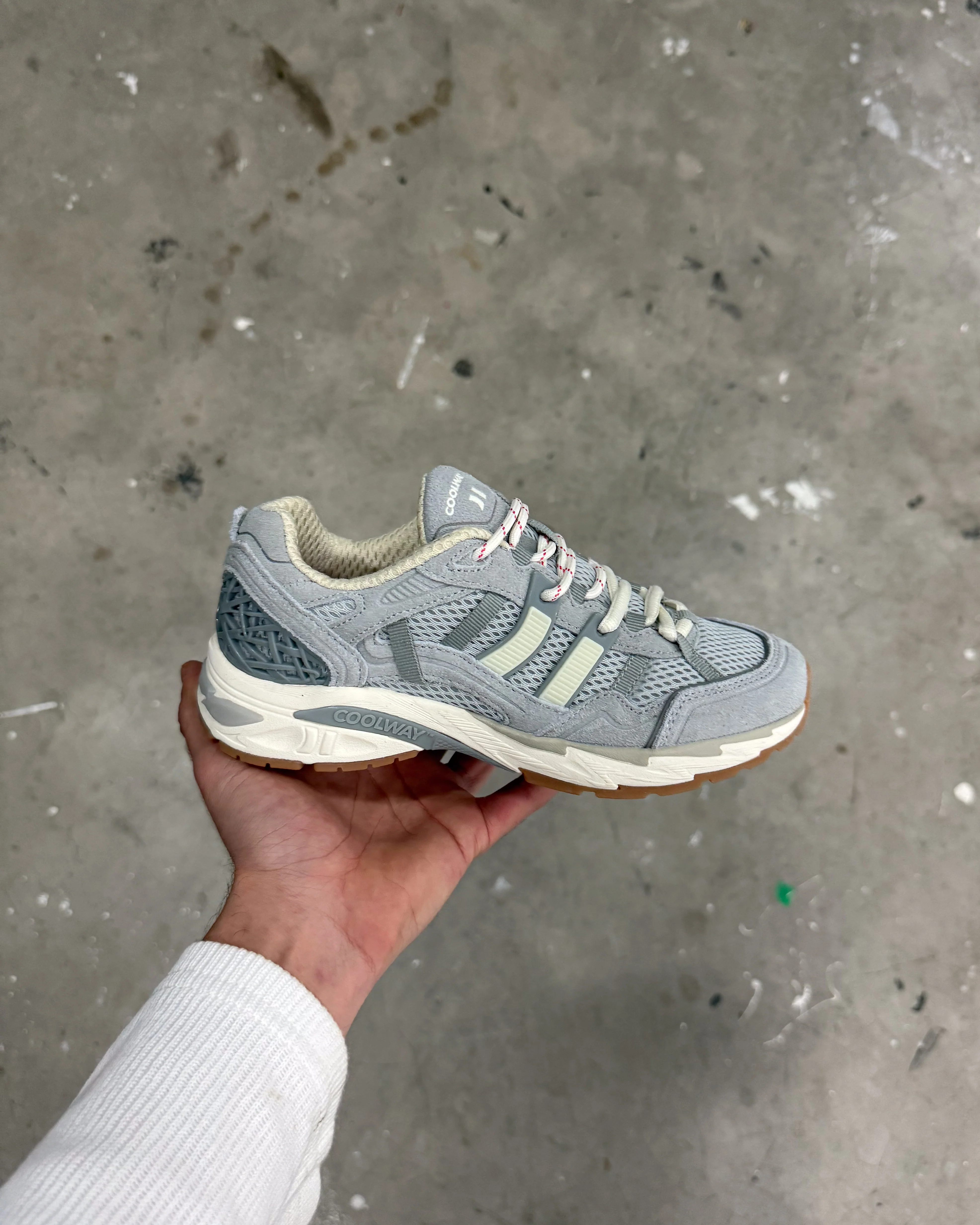 2003 Ash Graphite - Image 3