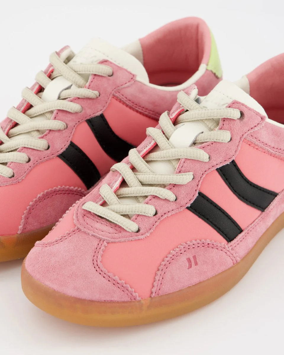 Kizuna Pink Crayon - Image 8