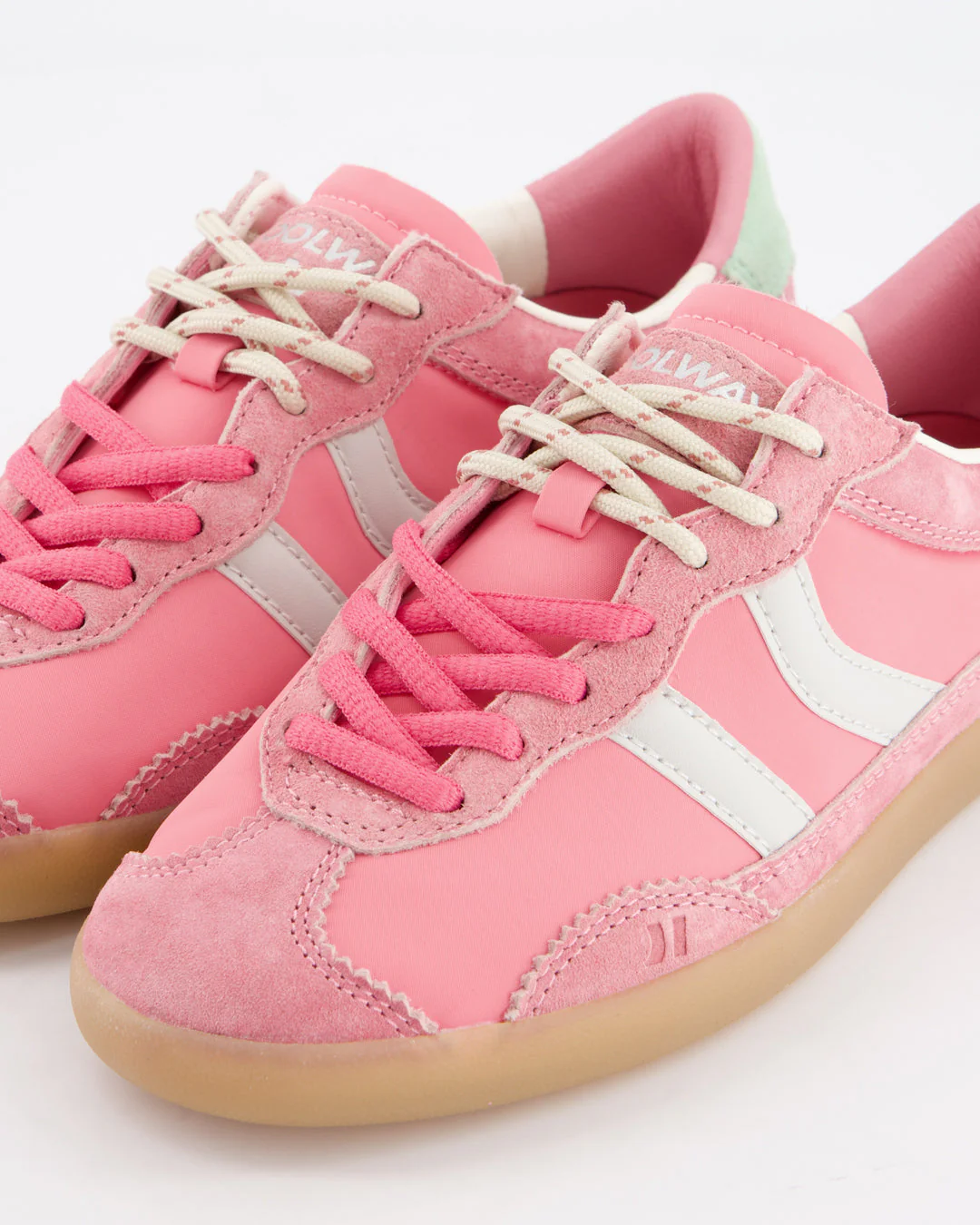 Kizuna Flamingo Blush - Image 3