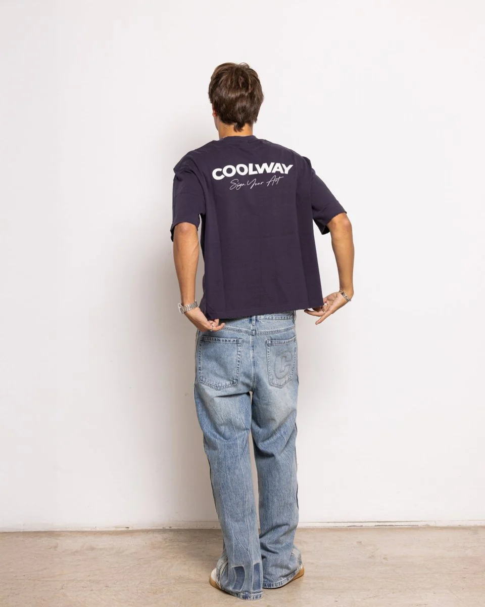 Loose Navy Jeans - Image 5