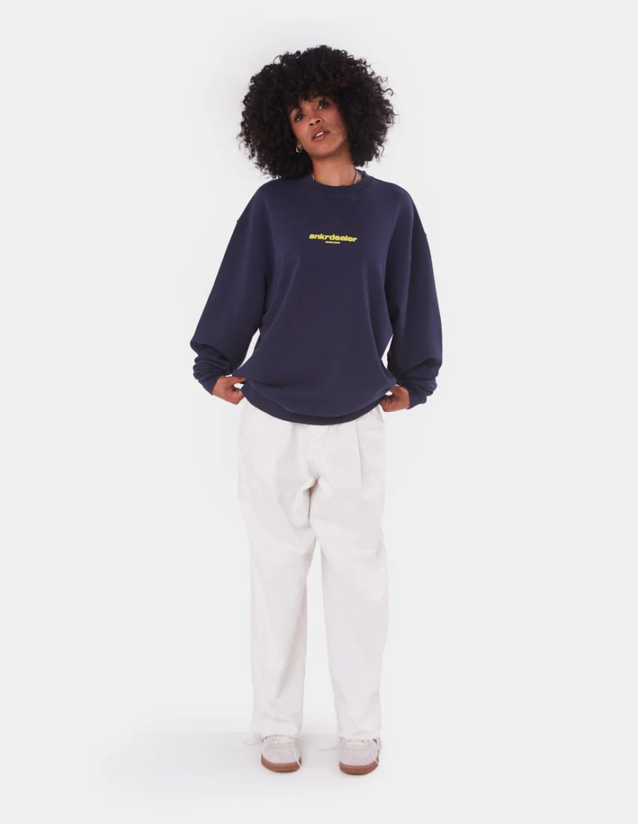 Straight Navy Crewnceck - Image 3